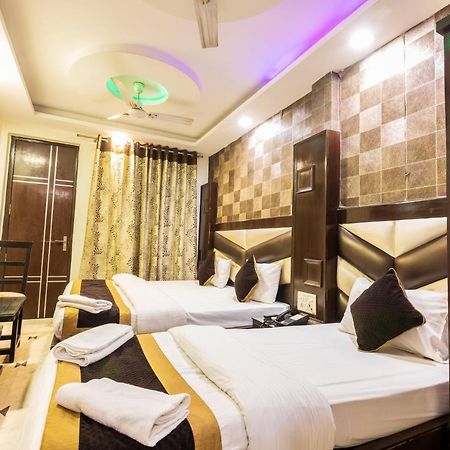 Hotel Grand Shyam- In Front Of New Delhi Railway Station-Couple Friendly Нью-Дели Экстерьер фото