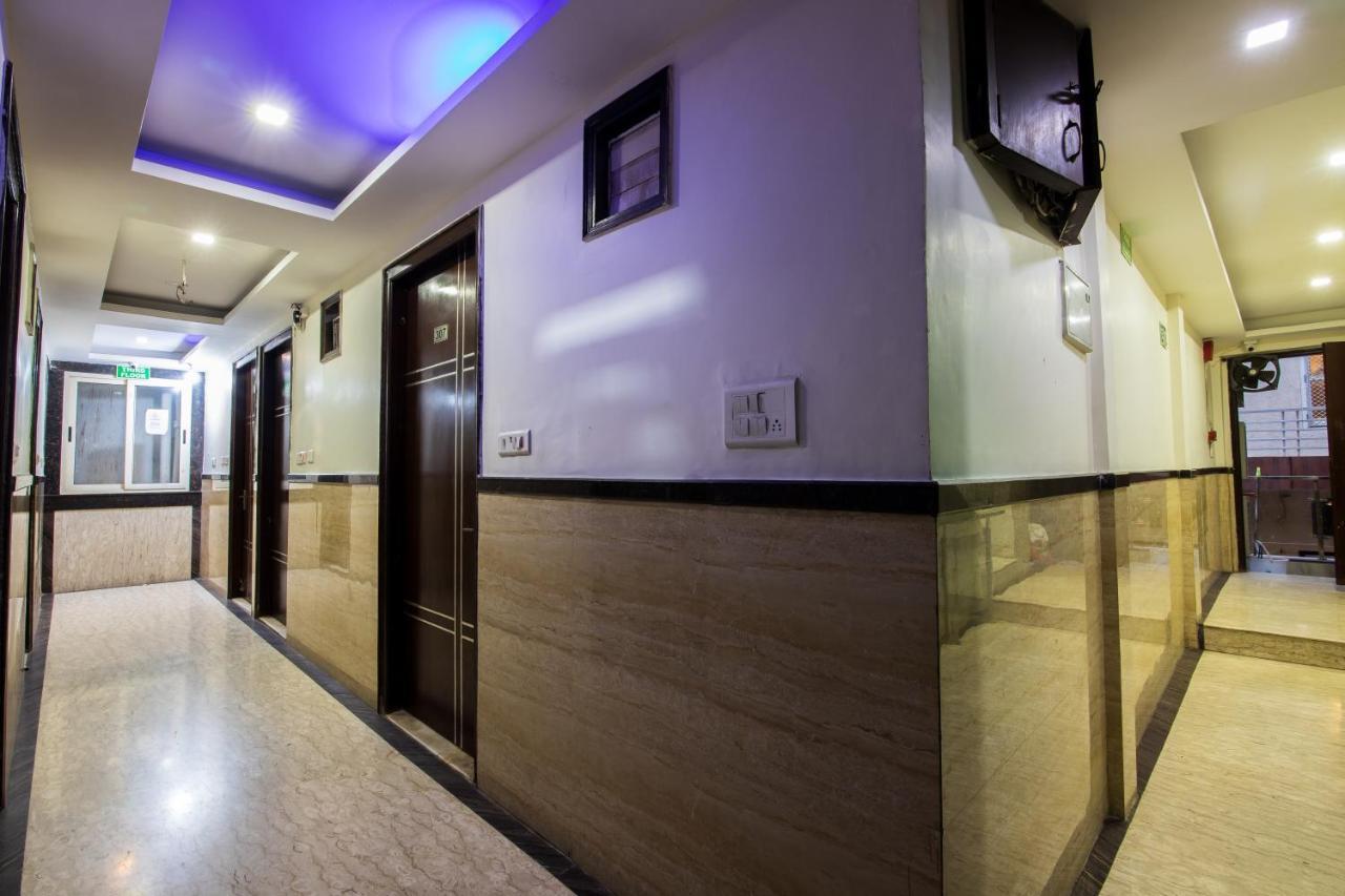 Hotel Grand Shyam- In Front Of New Delhi Railway Station-Couple Friendly Нью-Дели Экстерьер фото