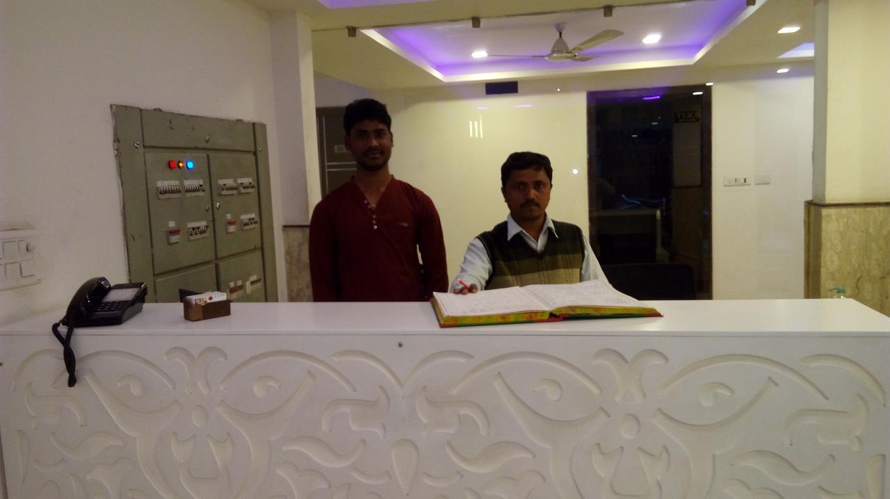 Hotel Grand Shyam- In Front Of New Delhi Railway Station-Couple Friendly Нью-Дели Экстерьер фото